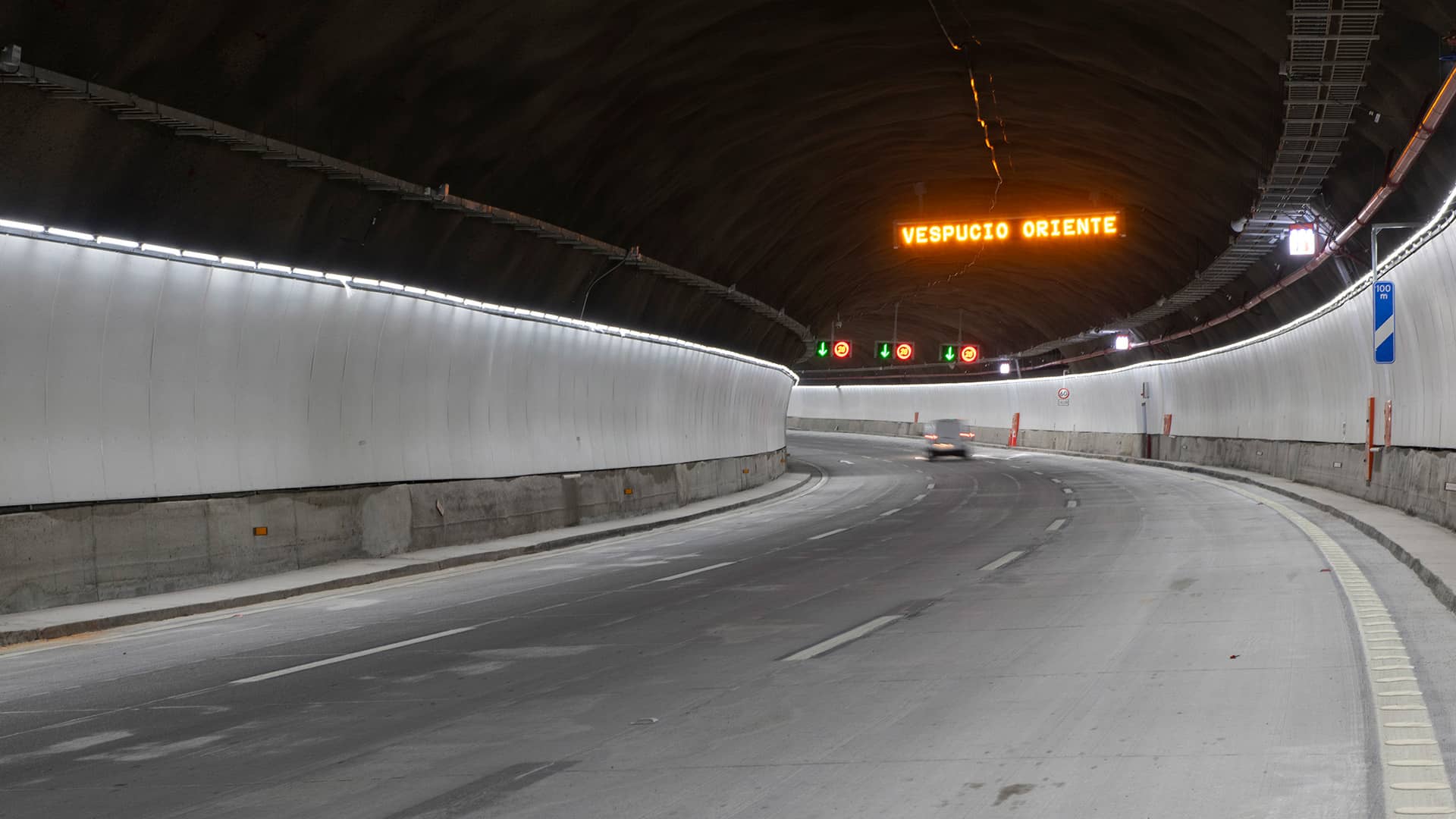 Interior del túnel